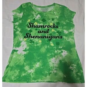 Wound Up Women's XXL (19) St. Patrick's Day T-shirt Shamrocks And Shenanigans